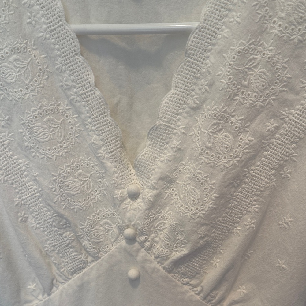 100% Cotton White Eyelet Midi Dress with Lace-Trim V-Neck Simple Retro - Picture 3 of 9